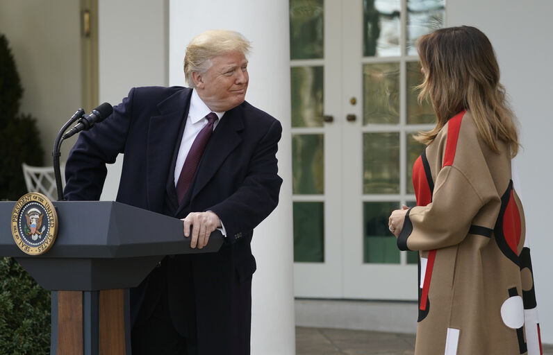 Donal Trump thanksgiving