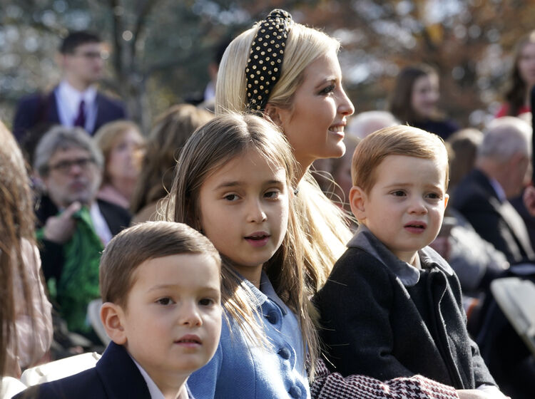 Donal Trump thanksgiving