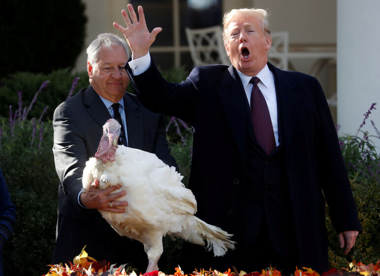 Donal Trump thanksgiving