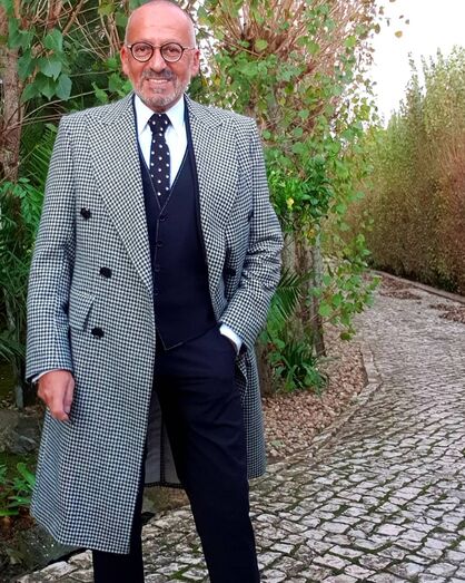 Goucha envergonha o marido no início do programa