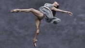 calendário, pirelli, dreaming, Albert Watson, Laetitia Casta, Astrid Eika e Gigi Hadid