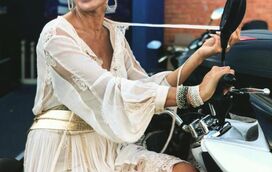 "Fútil e tontinha!" Liliana Campos reage a quem pensa e diz que ela não tem nada na cabeça 