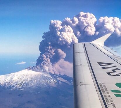 Alerta: maior vulcão da Europa entra em erupção e ameaça cidade italiana