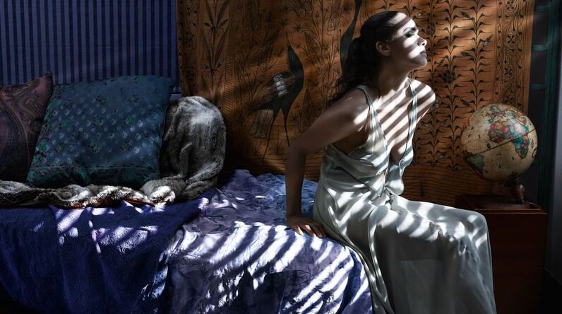 calendário, pirelli, dreaming, Albert Watson, Laetitia Casta, Astrid Eika e Gigi Hadid