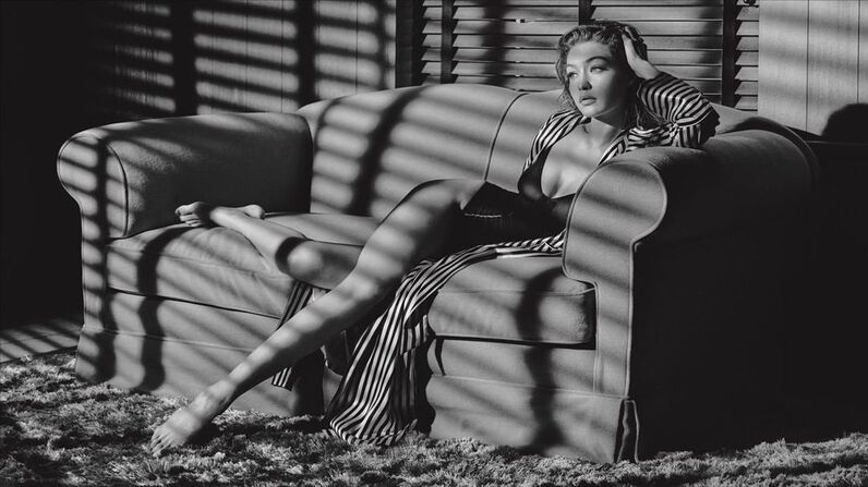 calendário, pirelli, dreaming, Albert Watson, Laetitia Casta, Astrid Eika e Gigi Hadid