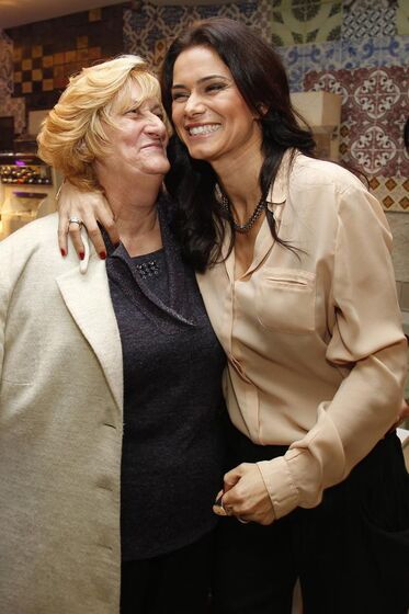 Cláudia Vieira,  Suzete Vieira