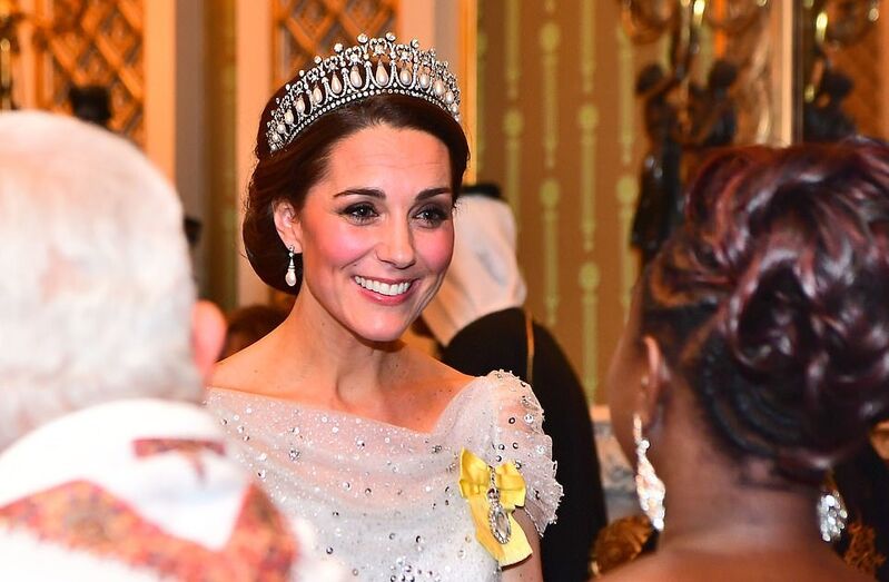 kate, rainha isabel ii