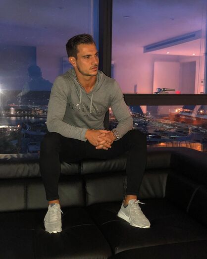 Cédric Soares 