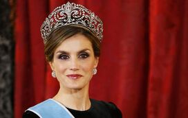 Privilégios de ser rainha: Letizia deita mão às jóias da coroa espanhola