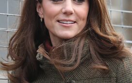 Kate Middleton em compromisso oficial... "quentinha" e confortável!