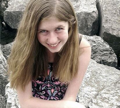 Milagre: menina desaparecida desde o assassinato dos pais é encontrada viva 3 meses depois