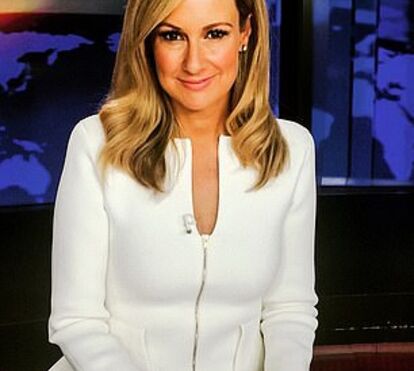 Ups, que grande fail! Apresentadora surge com decote que parece... um pénis