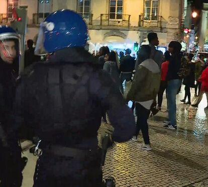 Pânico na Baixa de Lisboa! Tiros e pedradas fazem feridos e quatro detidos