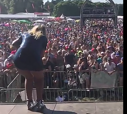 Katia Aveiro acusada de 'berrar' em fado de Mariza