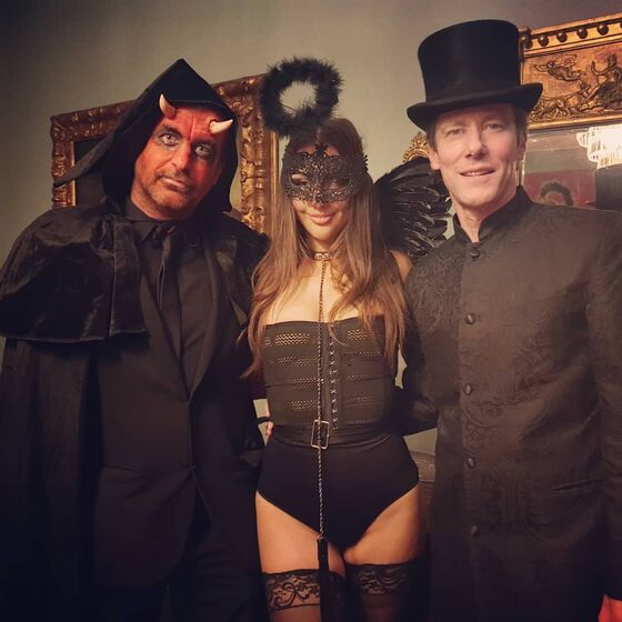 Lord Davenport, festas privadas
