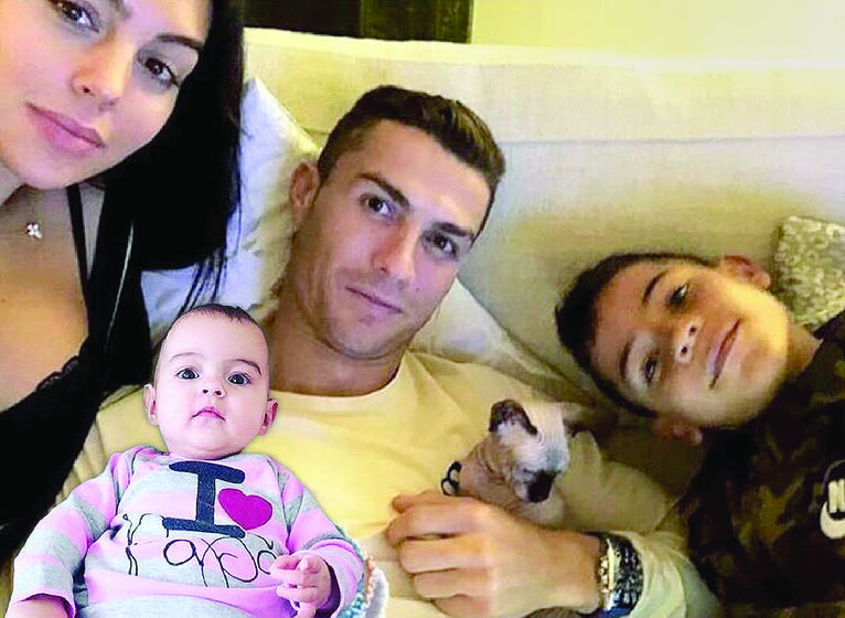 Cristiano Ronaldo e Georgina Rodriguez ao lado de Cristianinho e Alana Martina