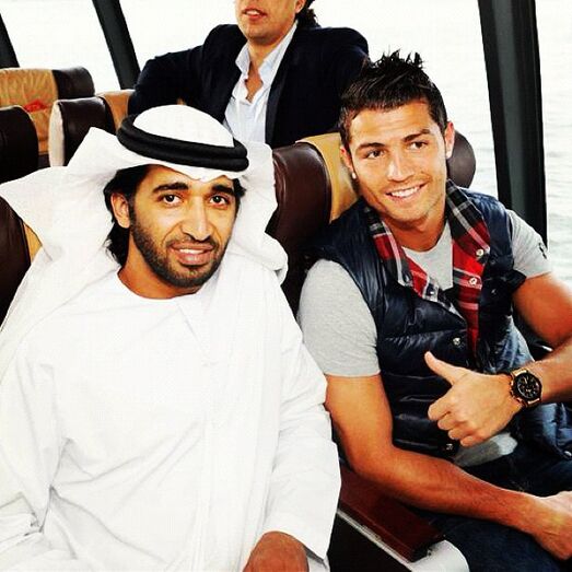 Cristiano Ronaldo e amigos aproveitam hospitalidade de milionário do Dubai