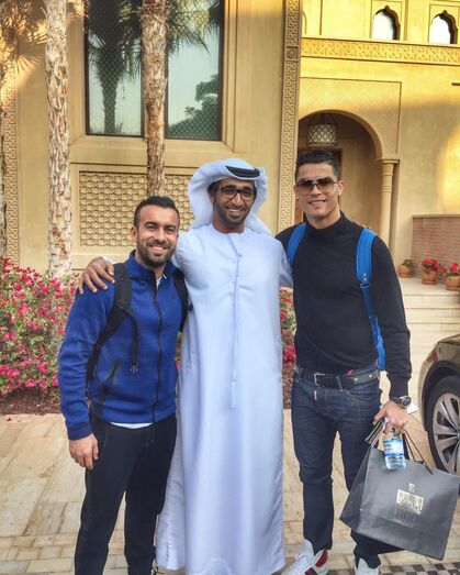Cristiano Ronaldo e amigos aproveitam hospitalidade de milionário do Dubai