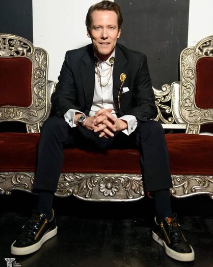Lord Davenport, festas privadas