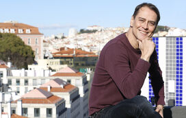 Antigo galã das novelas Marcello Antony gaba-se de ganhar muito dinheiro a vender casas de luxo em Portugal