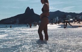 Bárbara Lourenço de férias no Brasil