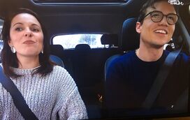 Caliente! Irmão de Dave apaixonou-se no 'Carro do Amor' e namorada está louca... com uma parte do corpo dele!