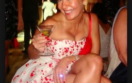 Diretora de moda da 'Vogue' Brasil acusada de racismo depois de festa excêntrica