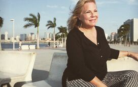 Doença deixa Cristina Caras Lindas em situação difícil: "Dores devastadoras"