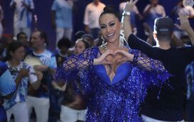 Que descuido! As maminhas marotas de Sabrina Sato