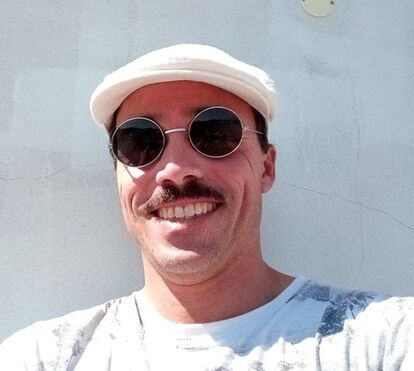 Na miséria! Mulher de Zé do Pipo desfaz-se de tudo para sobreviver com os filhos