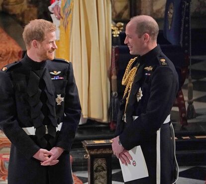 Príncipe Harry entrou num novo clube. Está a ficar calvo como o irmão