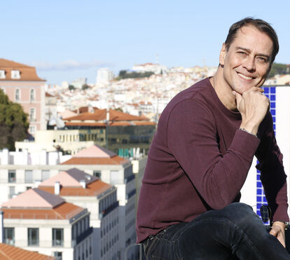 Antigo galã das novelas Marcello Antony gaba-se de ganhar muito dinheiro a vender casas de luxo em Portugal