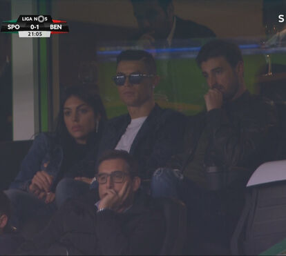 Separados mesmo em Alvalade: Ronaldo e Georgina longe de Dolores no estádio