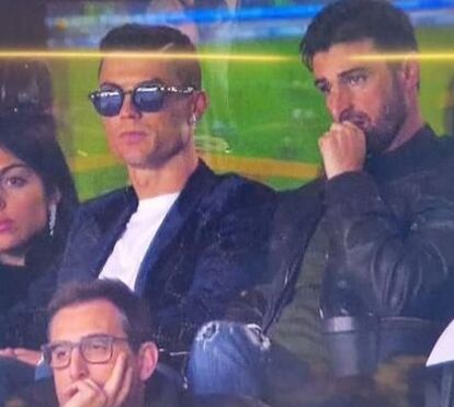 O casaco de veludo de Cristiano Ronaldo que custa mais de dois mil euros