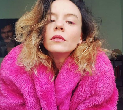 Inesperado: Atriz Cecília Henriques ataca duramente José Carlos Pereira em direto na rádio