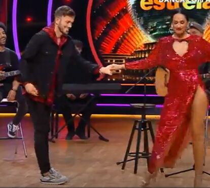 A dar tudo! Rita Pereira sem cuecas por causa da abertura do vestido?