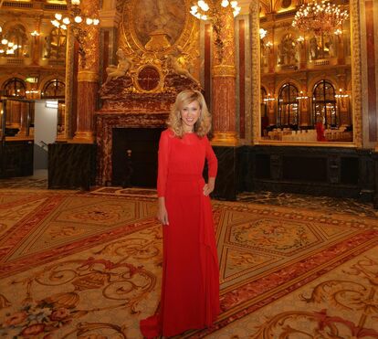 Vaidade! Judite Sousa premiada em cerimónia de luxo em Paris