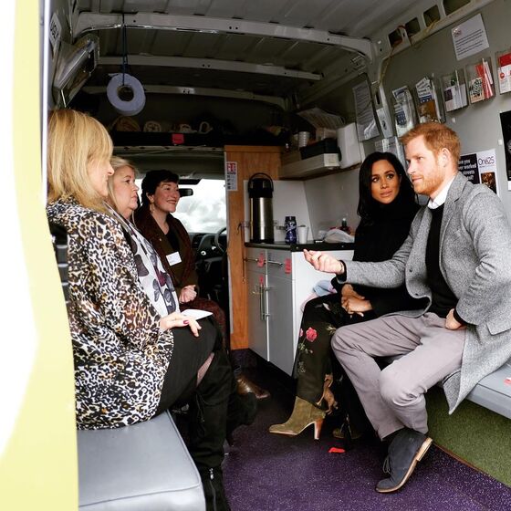 Meghan Markle, Prostitutas