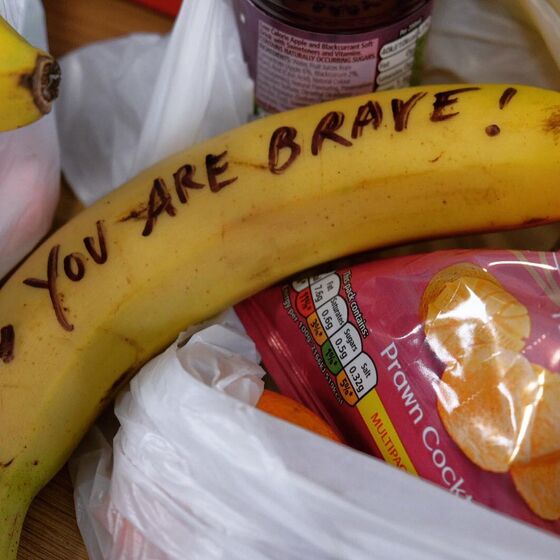 Meghan Markle, Prostitutas