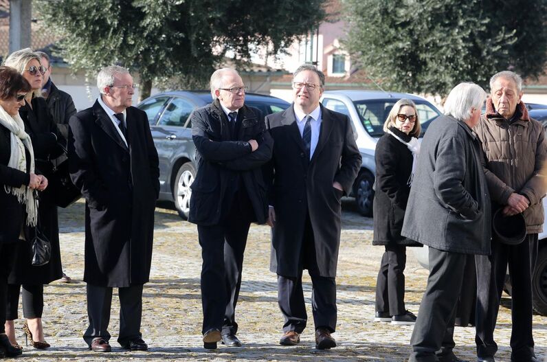 pedro passos coelho, sofrimento, psd, funeral pai, antónio passos coelho