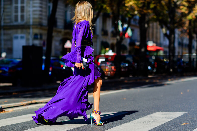 Street style vestidos de folhos