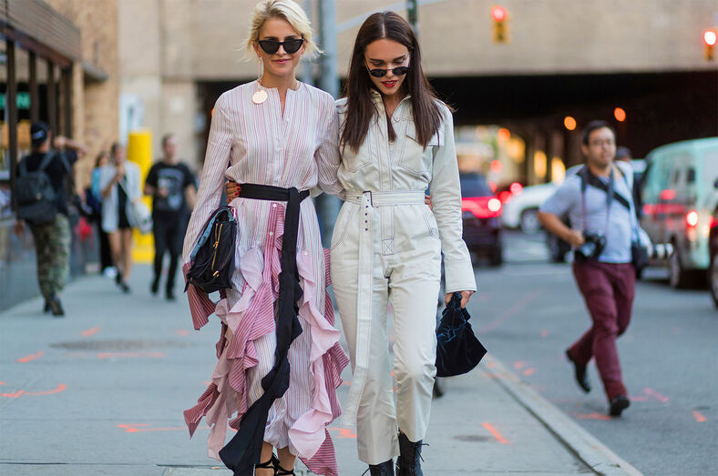 Street style vestidos de folhos