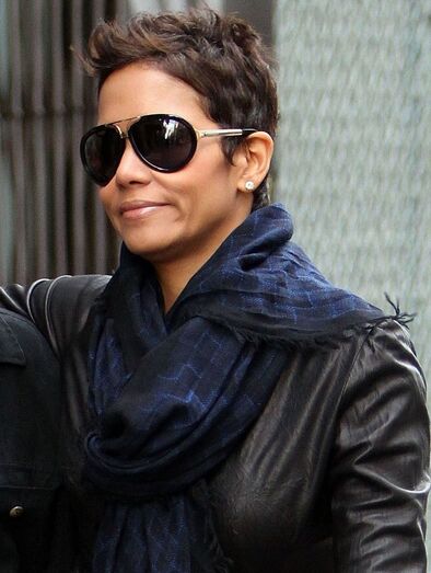 Halle Barry - óculos de sol