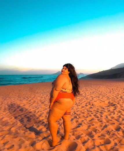 Thaís Carla