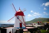 moinho, boina de vento, açores, graciosa, joão bettencourt, agricultor