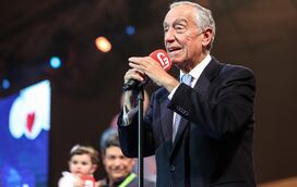 Presidente da República e famosos divertem-se na gala Viva a Vida