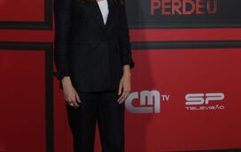 Os looks das atrizes de 'Alguém Perdeu' no visionamento do primeiro episódio