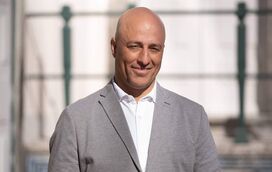 Bronca! Agricultor Filipe Camejo obrigado a fugir de Espanha por dívidas. Vítima entra em depressão e conta tudo