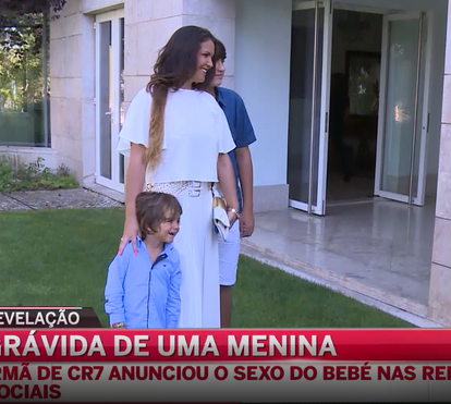 Katia Aveiro grávida de uma menina