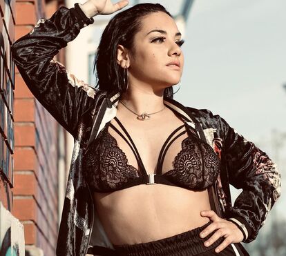 Depois da violência e grávida do primeiro filho, ex 'Casa dos Segredos' anuncia separação do pai da criança